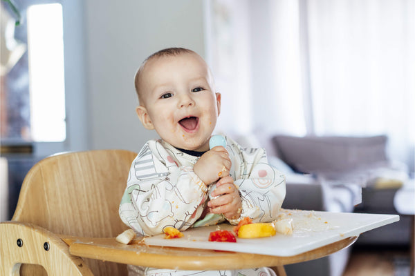 Alimentación Sensorial en Niños: Cómo Explorar los Alimentos Sin Estrés y Con Juego